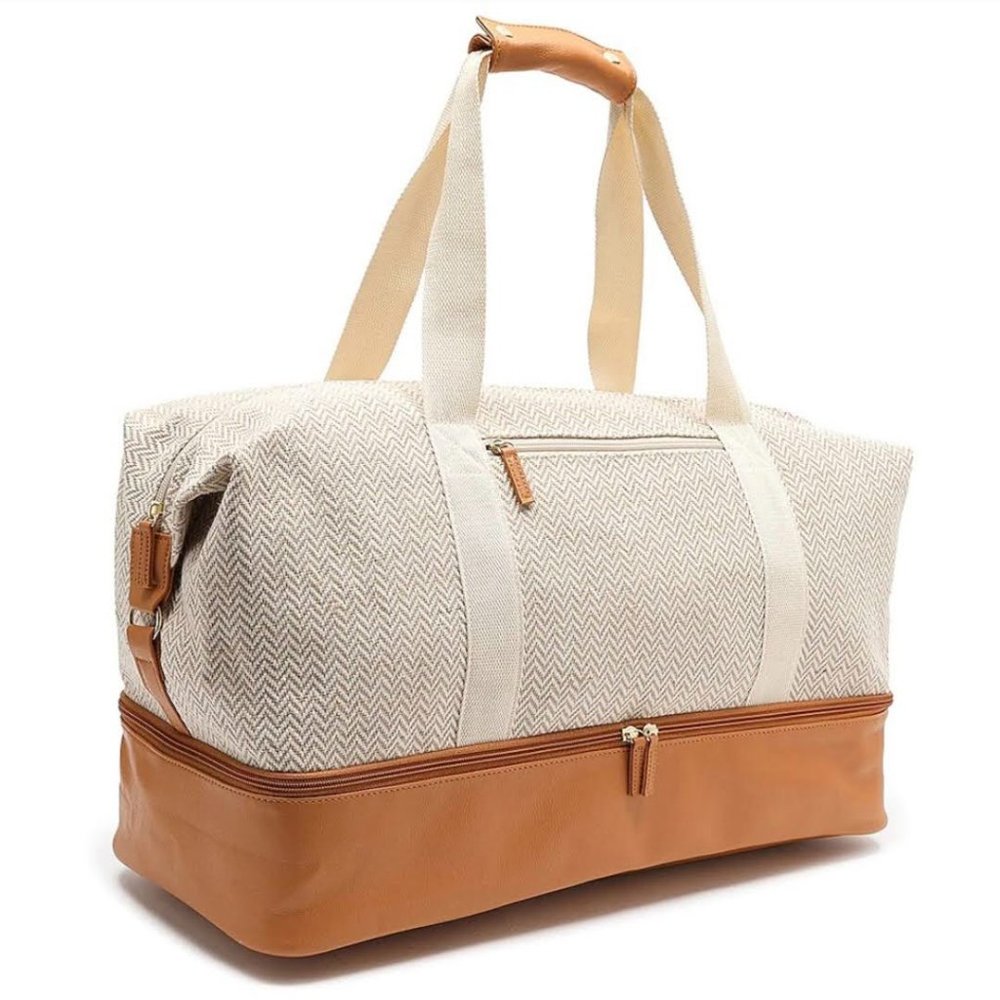 *NWT* J.M. WECHTER CREAM WEEKENDER BAG